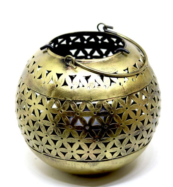 Handcrafted Brass Bowls with Floral Pattern – Decorative Showpiece