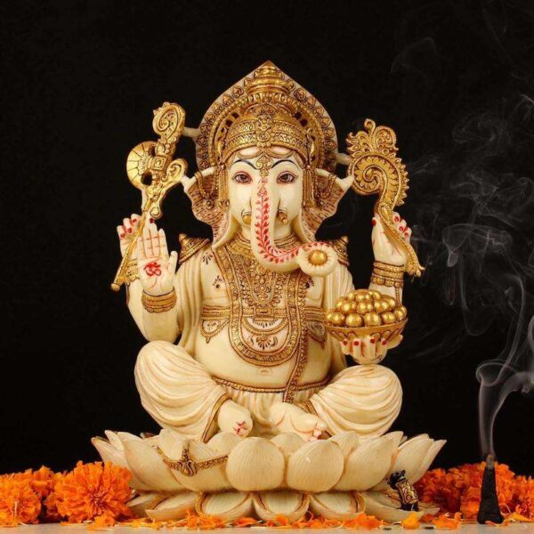 Handcrafted Marble Ganpati Murti – Spiritual Showpiece for Home & Pooja Room